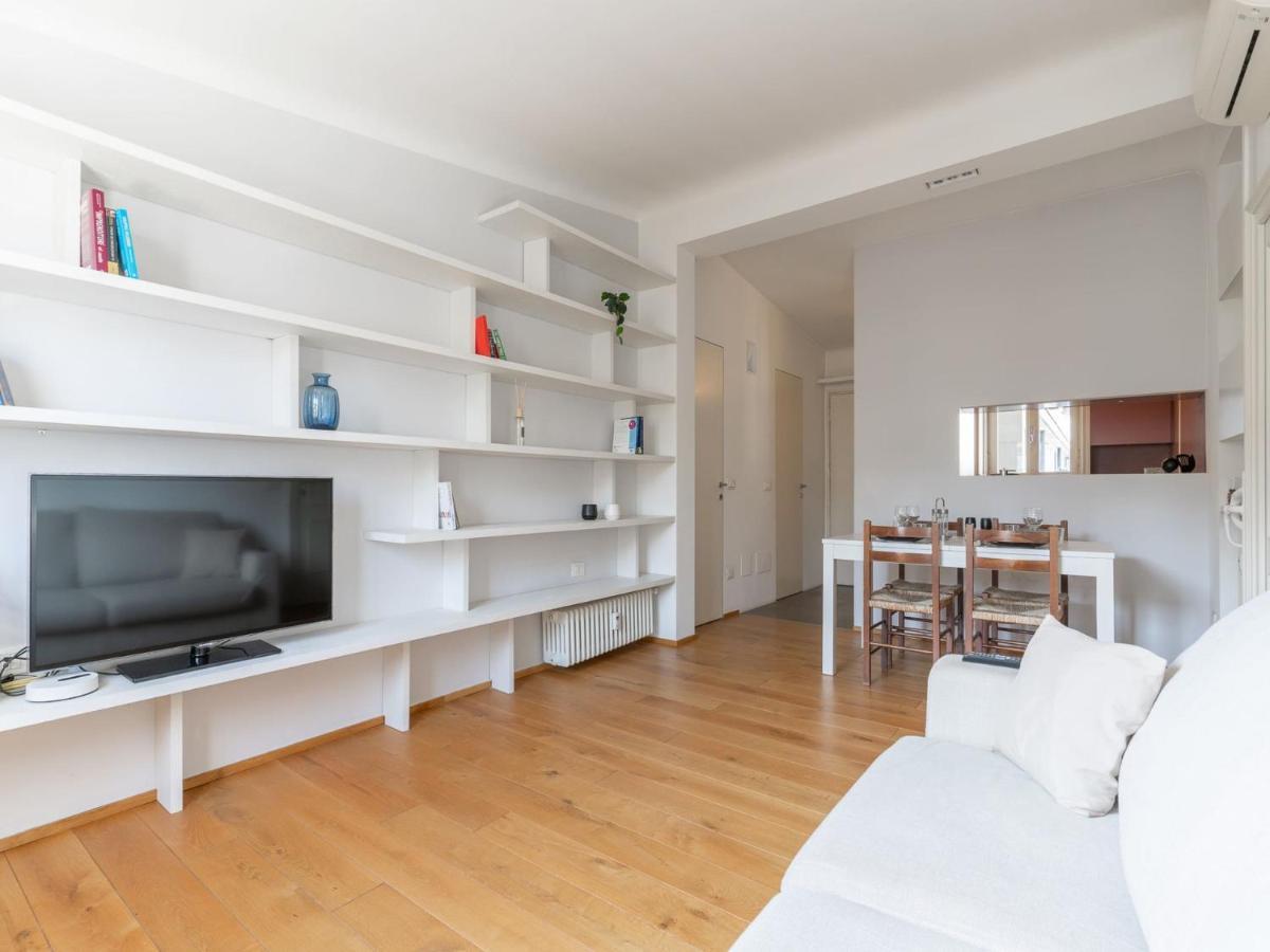 The Best Rent - Lovely One-Bedroom Apartment In Moscova ميلان المظهر الخارجي الصورة