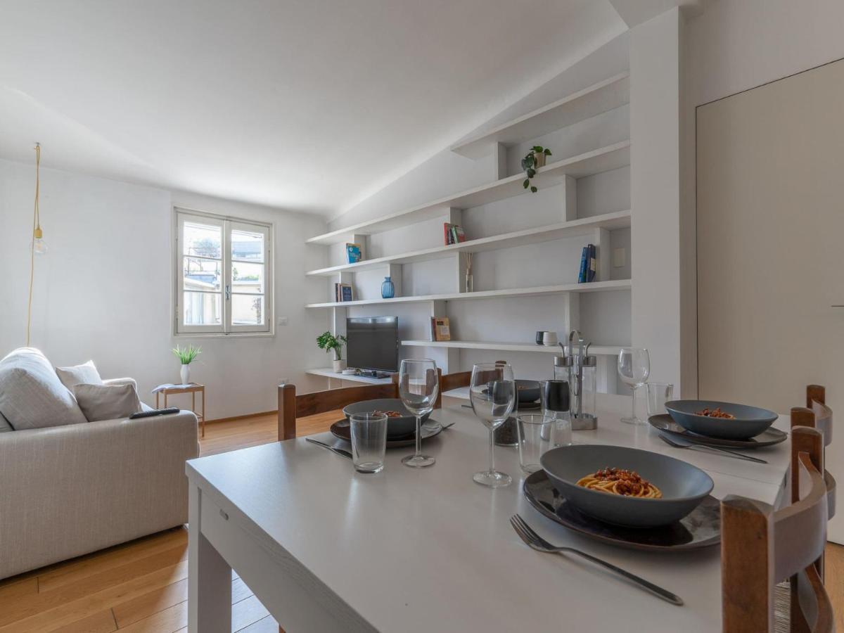 The Best Rent - Lovely One-Bedroom Apartment In Moscova ميلان المظهر الخارجي الصورة