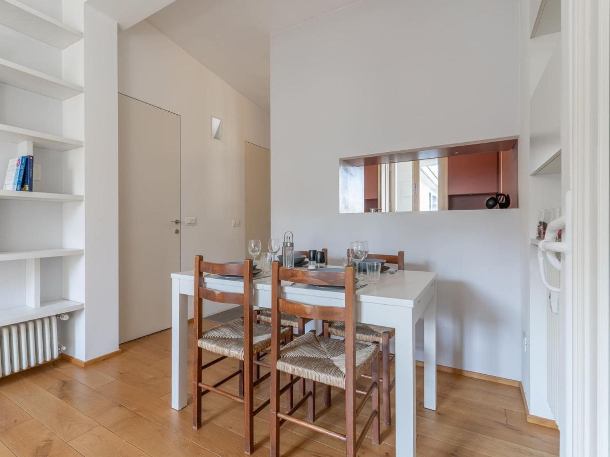 The Best Rent - Lovely One-Bedroom Apartment In Moscova ميلان المظهر الخارجي الصورة
